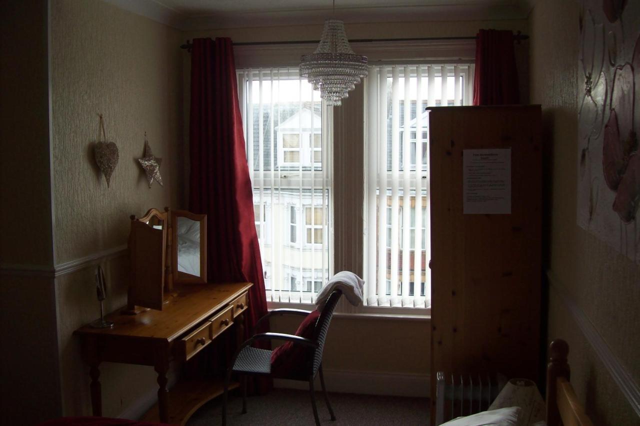 Avalon Guest Accommodation Great Yarmouth Exterior foto